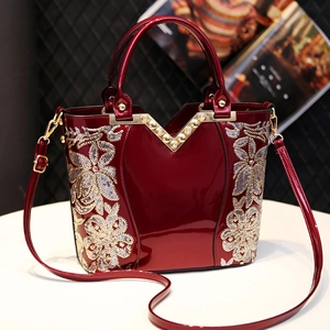 Sac À Main En Cuir Verni Brillant Avec Broderie Florale À Paillettes Sac À Bandoulière Décor Métal V Élégant Pour Femmes