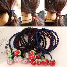 Elastici per capelli intrecciati con ciondoli a fragola in strass, colori vari