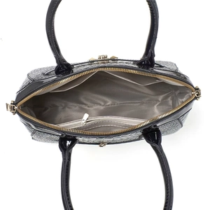 Vue de dessus d'un sac à main noir motif crocodile avec doublure grise et zip doré