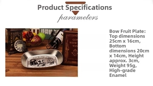 Macro view of boat-shaped tinplate tray with vintage engravings and 25x16cm dimensions