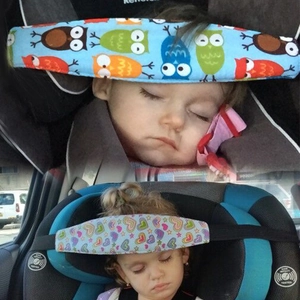 Adjustable head support strap for baby car seat with blue owl and heart patterns