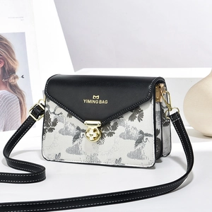 Floral Embroidered Crossbody Bag PU Leather Jacquard Small Shoulder Handbag Gold Twist Lock Vintage Fashion For Women