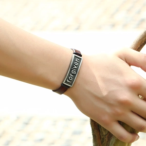 Retro brown cowhide leather bracelet for men featuring an antique silver forgiven plate