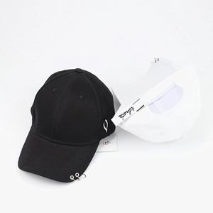 Casquettes de baseball en coton noir et blanc avec anneaux et broderie en V