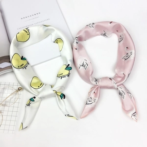 Women Satin Satin Square Scarf Fruit Animal Print Neck Head Decorative Scarf Fashionable Soft Smooth Lightweight Accessory
