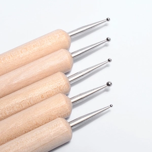 Lot de 5 outils de nail art en bois avec diverses pointes à billes en acier inoxydable