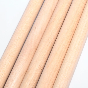 Outils de nail art en bois poli avec grain naturel et pointes métalliques durables