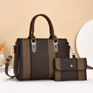 Ensemble 2 pièces grand cabas bicolore et portefeuille rayé assorti en marron et noir chic