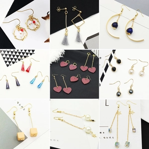 Pendientes Colgantes Asimétricos Simples Coreanos Con Poste de Acero Inoxidable Borla de Aleación Joyería Colorida para Mujeres Fiesta