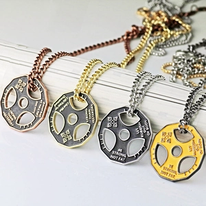 Pendentifs en forme de disque d'haltère avec citations de motivation fitness gravées