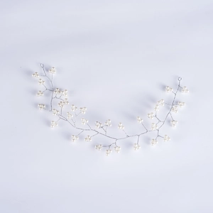 Detailed view of handmade 30cm bridal hairband with white pearls and silver wire weave