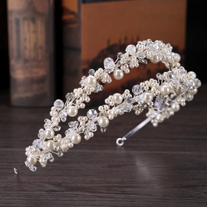 Serre-tête de mariée élégant avec perles à double rangée et cristaux sur fil d'argent
