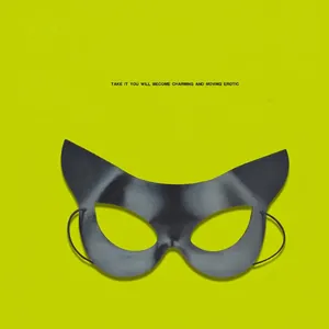 Sexy black catwoman half-face mask for Halloween masquerade party with elastic strap