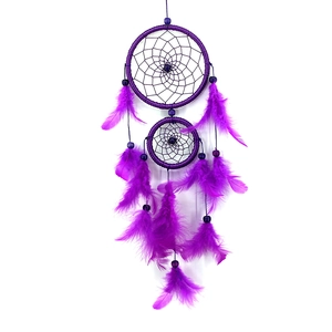 Atrapasueños estilo Ins con plumas moradas y cuentas para decorar casa y coche