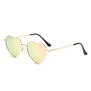 Fashion heart shaped sunglasses with metallic frame and gradient reflective lenses