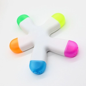 Close-up of five-color flower shaped highlighter with green yellow pink blue orange tips