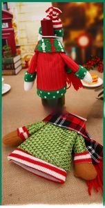 Détails des housses tricotées pour bouteilles de vin de Noël avec motifs Père Noël