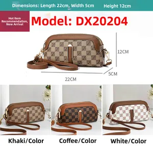 Detail view of mini shoulder bags in three colors with dimensions 22x5x12cm