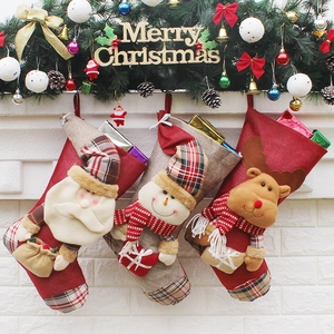 Grande Chaussette de Noël en Tissu Non Tissé Sac Cadeau Suspendu Pour Père Noël Bonhomme de Neige Renne Décoration de Maison