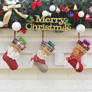 Christmas Stocking Gift Bag Non-Woven Fabric Plush Plaid Santa Snowman Reindeer Holiday Decor Hanging Pendant Classic