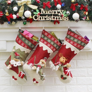 Chaussette De Noël Grand Sac Cadeau À Suspendre Avec Peluche 3D Père Noël Bonhomme De Neige Renne Feutre Jute