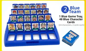 Détail du plateau de jeu bleu interactif avec quarante-huit cartes de personnages