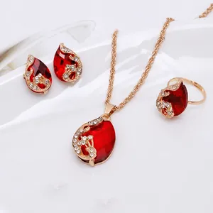 Vintage Legering Strass Pauw Sieradenset Opengewerkt Waterdruppel Kristal Ketting Oorbellen Open Ring Voor Vrouwen Banket Feest