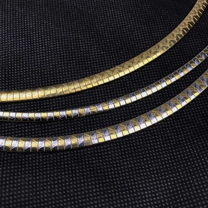 Flat 4mm/6mm wavy sand texture choker necklace in gold and two-tone stainless steel