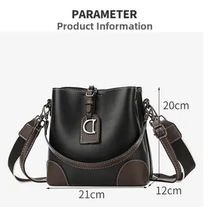 Paramètres de taille détaillés pour le sac seau noir et marron avec pendentif D