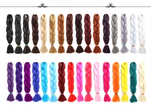 Detailed color chart of single-tone jumbo braid hair extensions in 32 vibrant shades