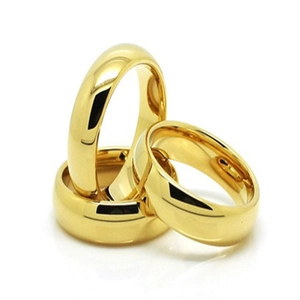Set di tre anelli minimalisti in acciaio al tungsteno placcati oro 18K con finitura lucida