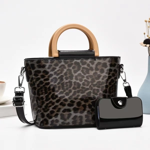 Borsa A Secchiello Con Stampa Leopardata Pelle PU Verniciata Borsa A Mano E Pochette Con Manico In Legno Tracolla Donne