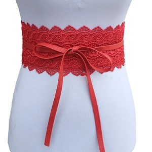 Eleganter breiter roter Spitzen-Korsettgürtel für Damen mit PU-Lederband und hohlem Blumenmuster