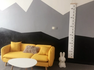Hanging canvas growth chart for children with dual scale 0-190cm and wooden accents