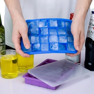24-cavity food grade silicone ice cube tray with lid in blue and purple colors