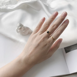 Elegant gold S925 sterling silver ring set with black zircon and pearl for women