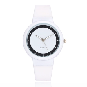 Reloj deportivo minimalista de silicona blanca con esfera de cuarzo para hombre y mujer