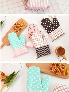 Detailed view of pastoral plaid and floral thick heat-resistant oven mitts for baking