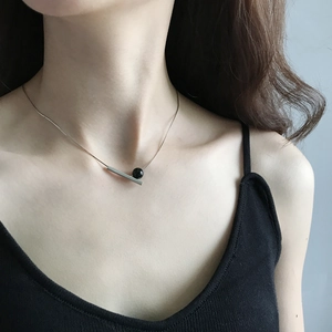 Minimalist 925 sterling silver necklace with geometric bar and black onyx bead pendant