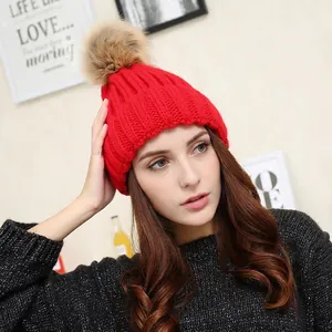 Women Winter Knit Beanie Hat With Large Faux Fur Pom-Pom Thick Warm Acrylic Ribbed Cuffed Beanie For Outdoor Daily Wear