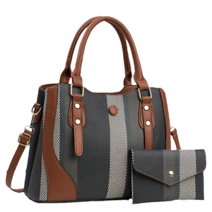 Ensemble sac à main rayé en toile avec portefeuille assorti et bandoulière