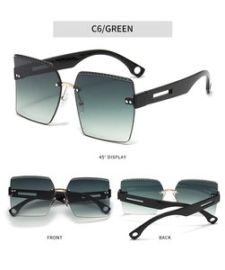 Tres vistas de gafas de sol cuadradas sin montura con lentes degradadas verdes y patillas negras