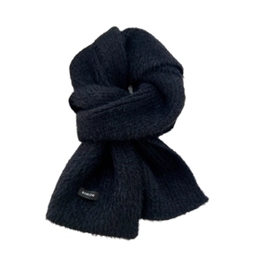 Thick soft wool blend knit scarf in black with brand woven label for winter warmth