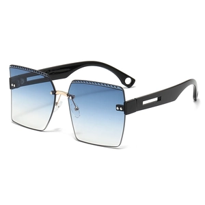 Gafas de sol cuadradas oversize con lentes degradadas azules y patillas huecas