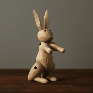 Figurine de Lapin en Bois de Frêne Danois Nordique Avec Articulations Mobiles Ornement de Bureau Minimaliste Scandinave