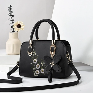 Elegant Women Handbag PU Leather Floral Embroidery Butterfly Charm Crossbody Shoulder Bag Large Capacity Casual Purse