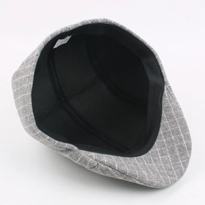 Classic grey plaid ivy cap with warm lining and sweatband for autumn and winter