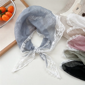 Lace-trimmed floral triangle head scarf with striped texture for women and girls