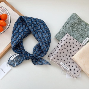 Polka dot cotton-linen neck scarves in blue, green, white and yellow patterns