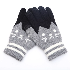 Winter thermal touch screen knit gloves with cartoon cat jacquard and fleece lining